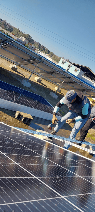 installing-stand-alone-solar-photo-voltaic-panel-system.png